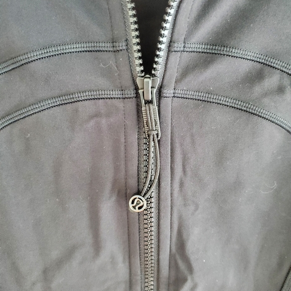 NWT LULULEMON DEFINE JACKET CROPPED BLACK SIZE 6 NULU - Picture 7 of 8